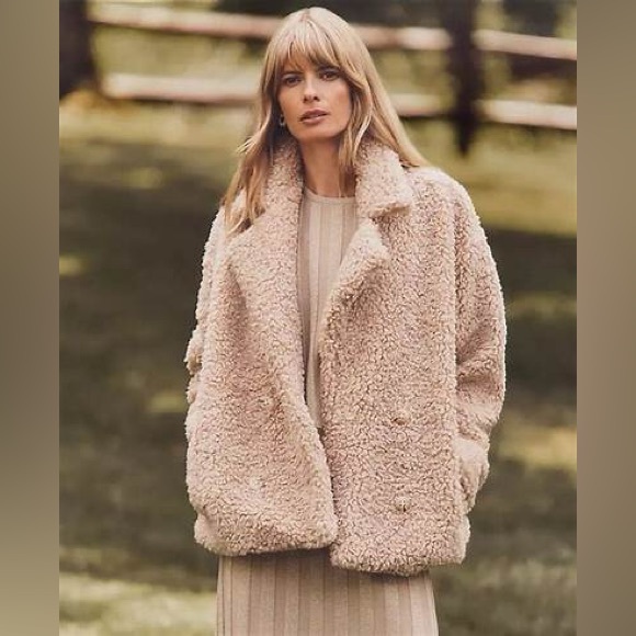 Ann Taylor Jackets & Blazers - Ann Taylor Faux Fur Double-breasted Coat 830919